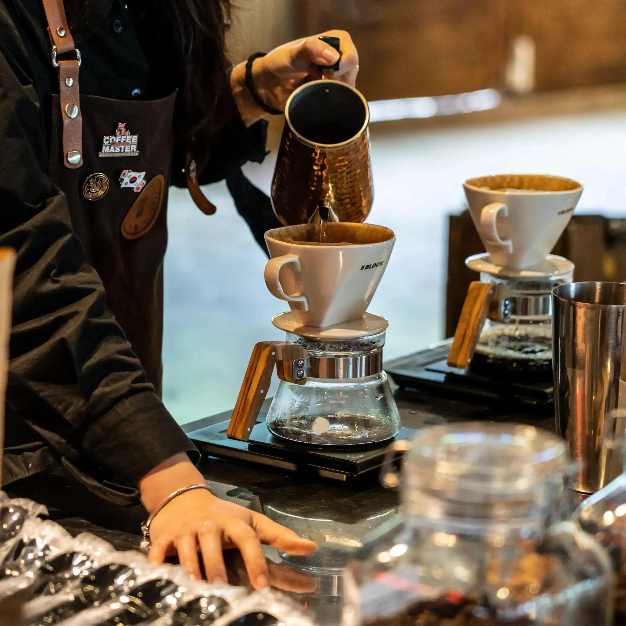 Preserving Tradition while Embracing Evolution: The Evolution of Barista Tools in the Modern Coffee World - Cuppio - Cuppio